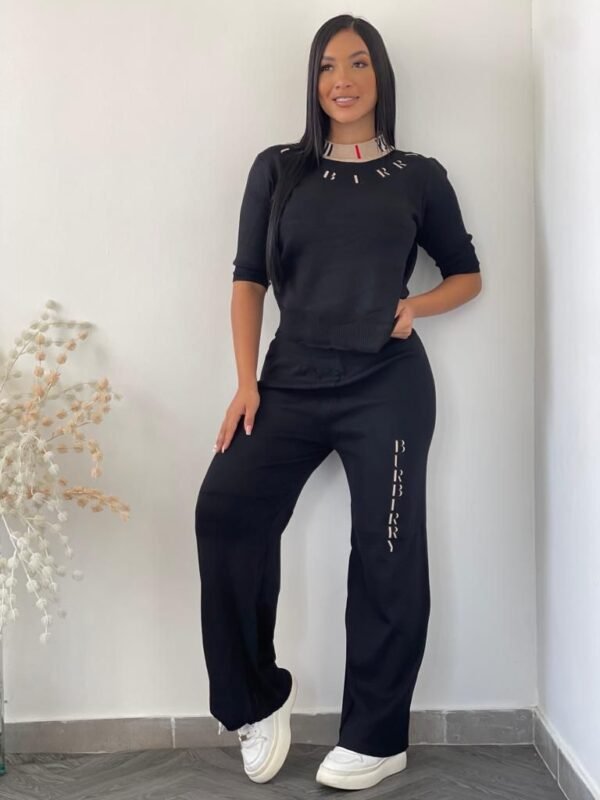 Outfit Deportivo Sencillo Mujer - Image 2